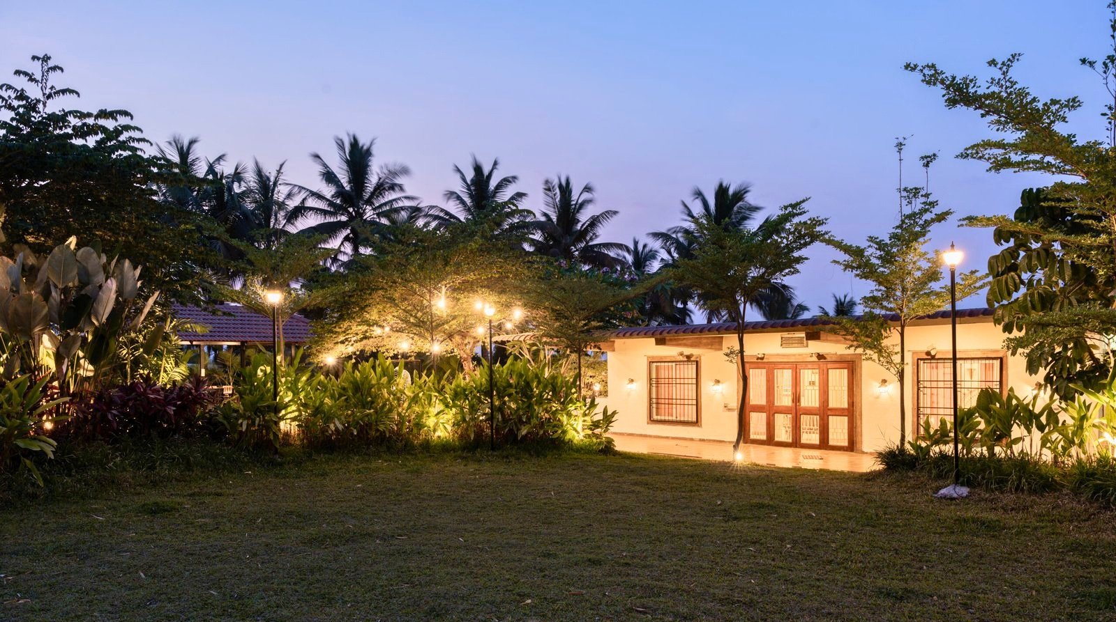 unique stays near Pune with lakefront views and private pool