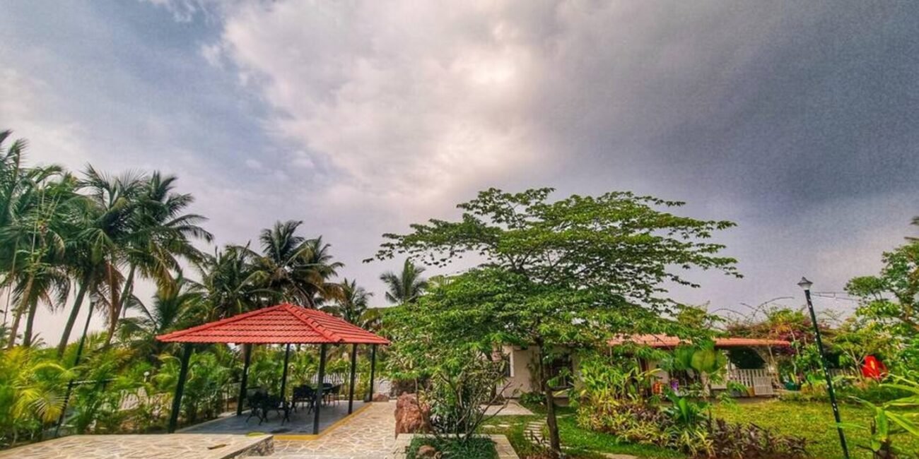 Weekend getaway from Mumbai for couples at Pawna Lake